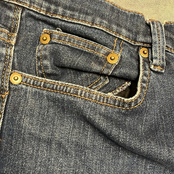 Size 14.  Blue jean.  Slight stretch. - Picture 3 of 6